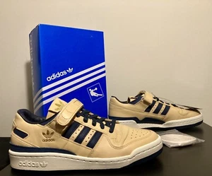 Adidas Forum 84 Low Herren Größe 8/9W blauer Faden hellbraun marineblau goldfarben – FY7792 - Bild 1 von 8