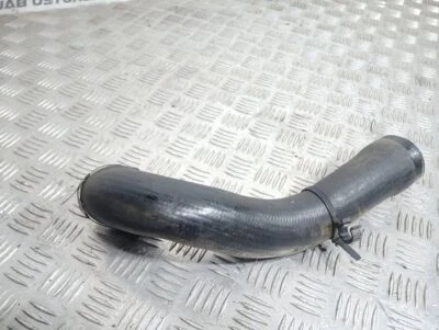 Vauxhall Vectra C 2004 Diesel 110kW Hose / Line Intercooler UST67404 - Image 1 of 2