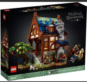 Lego Ideas Medieval Blacksmith 21325 Building Set 2164 Pieces for 18+ NEW SEALED - Picture 1 of 8