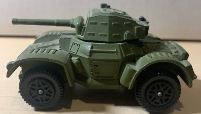 Coche blindado Dinky Toys Daimler 670-G Inglaterra Foto 1 de 4