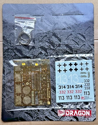 Parti per torretta Sd.Kfz.182 Kingtiger Porsche con Zimmerit 1/35 Dragon 6302 - Immagine 1 di 4