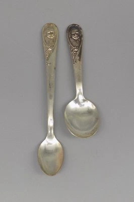 2 cucharas vintage WinthropGerber Baby plato de plata para niños plata internacional Foto 1 de 4