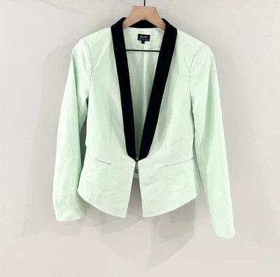 Blazer Bardot Como Nuevo Con Borde Negro Talla 6 Foto 1 de 4