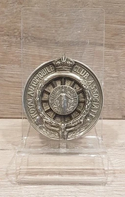 Very Rare Auto Cycle Union Type 2 / RAC Associate Member Grille Badge circa 1910 - Image 1 of 4