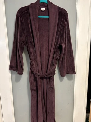 Bata de terciopelo de felpa Natori talla L púrpura/ciruela suave acogedora lujosa Foto 1 de 4