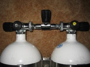 Zeale Twin Double Tank Mounting Band's with Aluminum Back Plate and a twin Vale - Picture 1 of 2