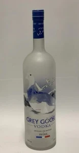 Grey Goose Vodka 4,5 Liter LED Korken Show Flasche leer deko Shisha Spardose - Bild 1 von 6