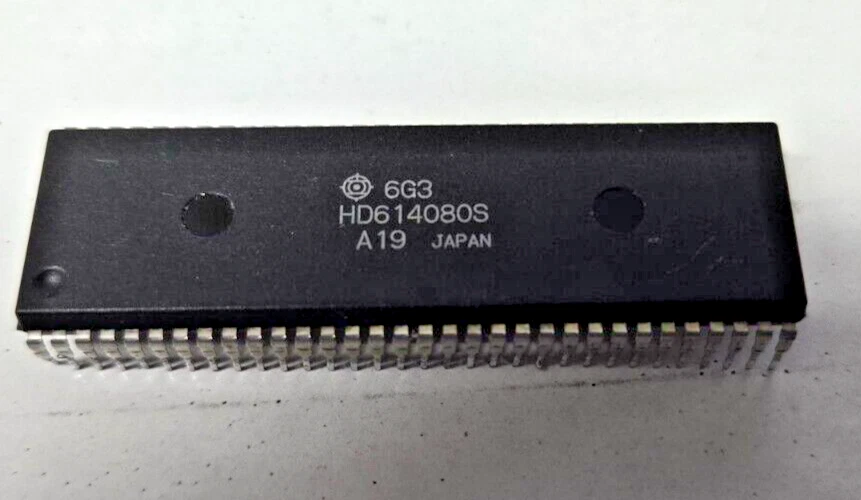 HD-11870NT HITACHI DIP-30 INTEGRATED CIRCUIT video processor, from VCR - Image 1 of 3