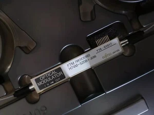 Modulador QPSK de 40 Gbps, Fujitsu FTM7961EX, modulador IQ/QAM, FC/APC - Imagen 1 de 1
