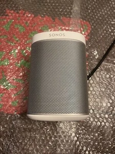 Sonos Play:1 Wireless Smart Speaker - White Dirty - Picture 1 of 8