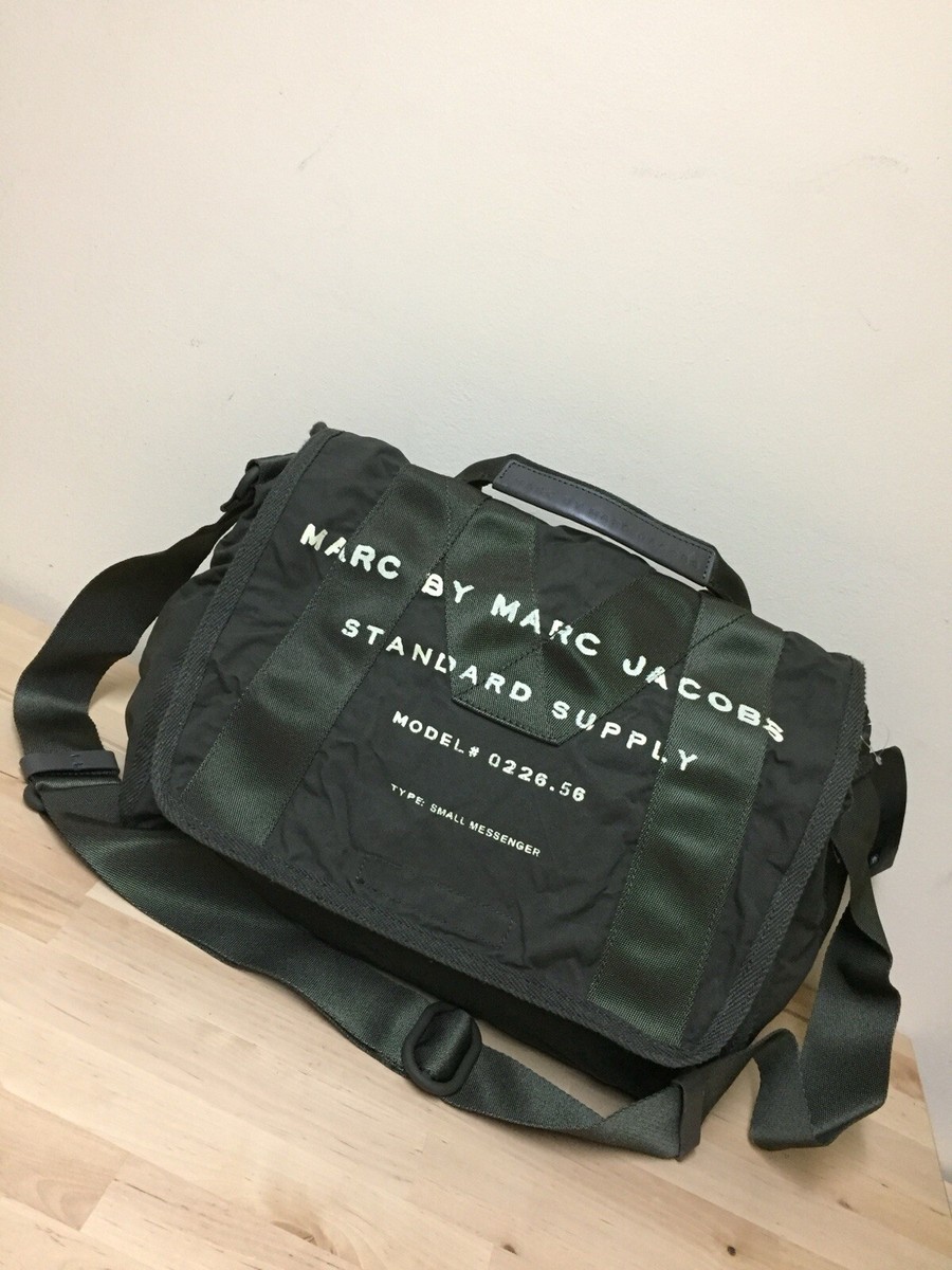 Marc by Marc Jacobs メッセンジャーバッグ