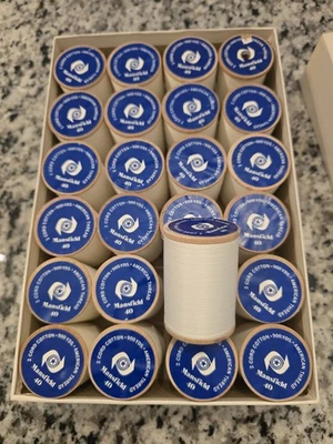 Mansfield 40 White 2 Cord Cotton 900 Yard Wooden 24 Spools America Quilt Thread  - Image 1 of 3