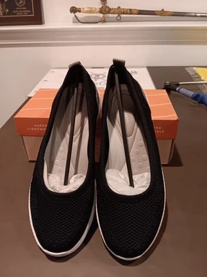 女式 Easy Spirit 一脚蹬鞋 10WW 码全新带盒 — 第 1/2 张图片