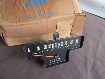 Cuadro de instrumentos velocímetro medidor Ford Truck F100 F250 F350 1967-72 poco kilometraje Foto 1 de 3