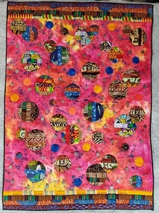 Beautiful Quilted Art 35.5"x50" Wall Hanging signed by Artist - Circling Africa  - Picture 1 of 12
