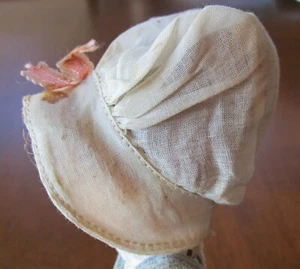 ANTIQUE 1910-1920's CLOTH BONNET for SMALL sized DOLL handmade - Picture 1 of 4