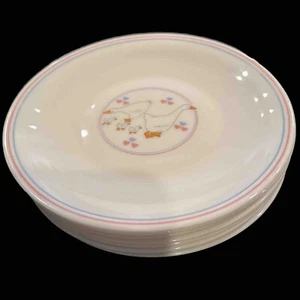 Weiß Milchglas Gänse rosa blau Herzen Vintage Arcopal Frankreich Mittagessen Teller 7 - Bild 1 von 10