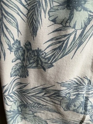 Mens GAP 10" Stretch Cotton Blend Size 40 Blue Tropical Hawaiian Bermuda Shorts - Image 1 of 4