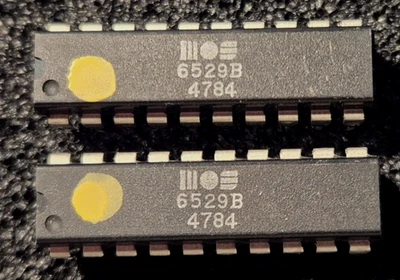 (2x) MOS 6529B Keyboard Buffer Chips for Commodore 16 / Plus/4 | GENUINE PARTS - Image 1 of 2