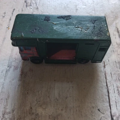 LESNEY HORSE BOX MATCHBOX SERIES No 17 ERGOMATIC CAB 1969 VINTAGE DIECAST - Image 1 of 4