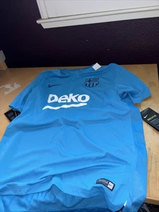 Nagelneues Barcelona Trikot Large  - Bild 1 von 6
