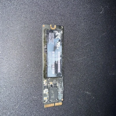 SSD de 128 GB para MacBook Pro Retina Air 2013-2015 Foto 1 de 2