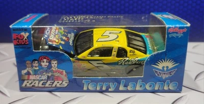 1/64 Action 1999 Terry Labonte #5 Kellogg's/NASCAR Racers Diecast Monte Carlo - Image 1 of 4