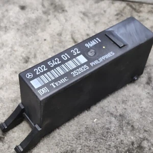 Mercedes W202 C Class Headlight Control Module Relay 2025420132 Temic - Picture 1 of 2