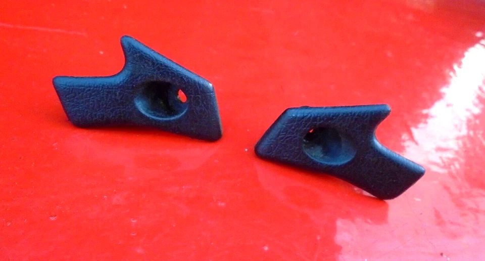 93-97 HONDA DEL SOL DRIVER PASSENGER DOOR PANEL BOLT SCREW COVER CAP TRIM SET - Image 1 of 3