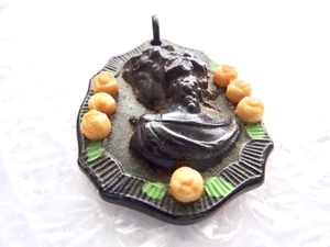 SPILLA CAMMEO VITTORIANA GUTTA PERCA CON FIORI GIOIELLI ANTICHI VINTAGE neocurio - Foto 1 di 7