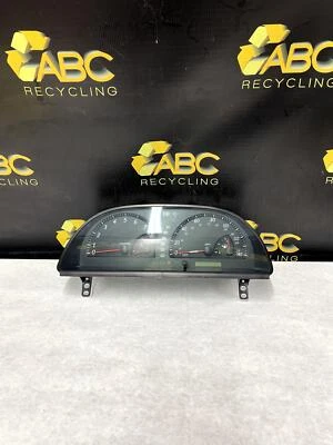 Conjunto de cuadro de instrumentos velocímetro Toyota Camry 2002-2004 ID 83800-06640-00 Foto 1 de 4