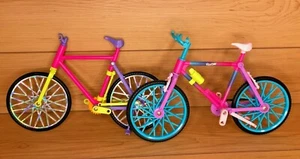 2 VINTAGE 1993 MATTEL BARBIE DOLL & HOT PINK/LIME GREEN BIKE - Picture 1 of 6
