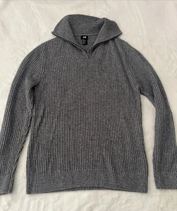 Suéter Pullover Tejido Texturizado H&M Para Hombre Gris Medio Mezcla Lana 1/4 Cremallera - Imagen 1 de 9