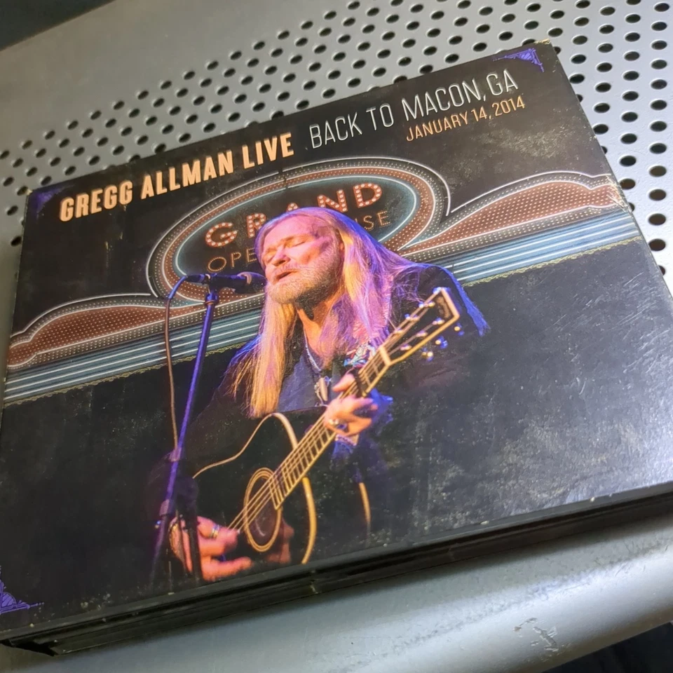 GREGG ALLMAN - Gregg Allman Live: Back To Macon, Ga 3 CD - Live Foto 1 de 4