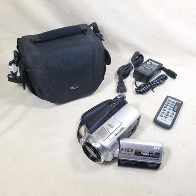 Sony HandyCam HDR-SR5 HDD Camcorder 80X Zoom w/ Charger, Remote & Case (Tested) - Image 1 of 4