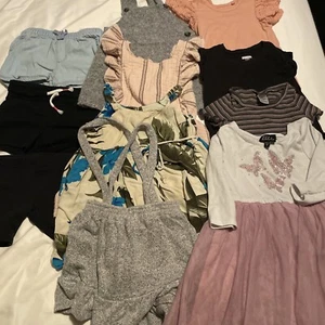 Toddler Girls 2T -3T  11 Piece Shirts Shorts Dresses H4 - Picture 1 of 6