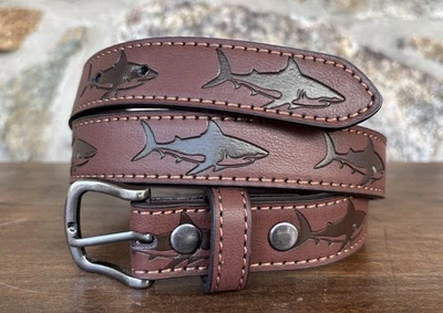 Детский большой белый акула кожаный ремень, металлическая пряжка - новый - BC ремни - размер M - Изображение 1 из 4