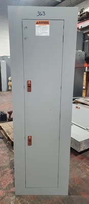 🤠 PANELBOARD OREJETAS PRINCIPALES GE GENERAL ELECTRIC 400 AMP 480Y/277 VAC 3Ø 42 CIRCUITO Foto 1 de 4