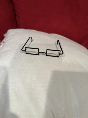 Mrs. Beasley Replacement Glasses- No Doll Included-           L👀K! - Image 1 of 4