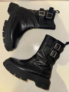 H&M Chunky Boots Stiefel schwarz mit Schnallen Grösse 35 - Bild 1 von 8