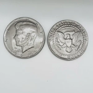 Chalkware Kennedy Half Dollar Wall Plaques Coin Collector - Picture 1 of 3