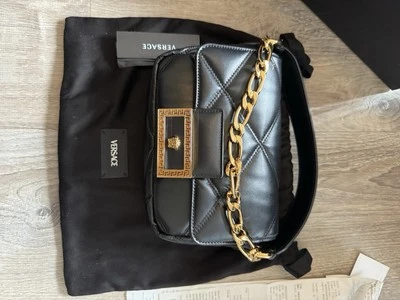 Bandolera Versace Virtus Cuero Acolchado - Negra, Nueva con Recibo, Caja Foto 1 de 4