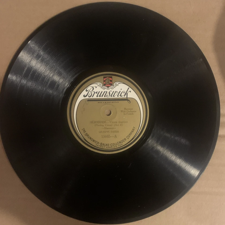 GiuseppeDanise, 78 rpm, V+, Vision Fugitive, Brunswick  15045 - Image 1 of 2
