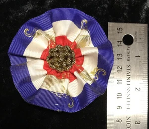 Cockade Blue White Red With Gold Elepants And A Gold Tone Center Accent. 3” - Picture 1 of 2