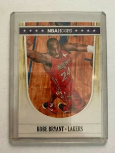 2012 Panini Kobe Bryant NBA Hoops #258 - Foto 1 di 2