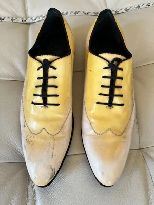 Gucci EU 41 Wingtip White (Once Worn, Yellowed) Patent Leather One-Piece Oxfords - Image 1 of 4