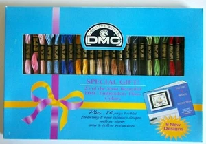 DMC Special Gift Pack - 25 of the Most Beautiful Floss Colors + Pattern Booklet - Picture 1 of 2