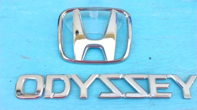 02 03 04 HONDA ODYSSEY PUERTA TRASERA CROMO EMBLEMA LOGOTIPO INSIGNIA SÍMBOLO CONJUNTO OEM (2004) Foto 1 de 4