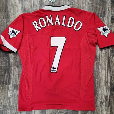 Camiseta masculina 2005 Nike Manchester United Home Soccer Cristiano Ronaldo M Portugal - Imagem 1 de 4