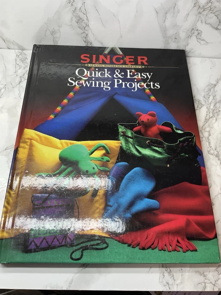 Vtg Singer Quick & Easy Sewing Projects Hardback USA - Image 1 of 4